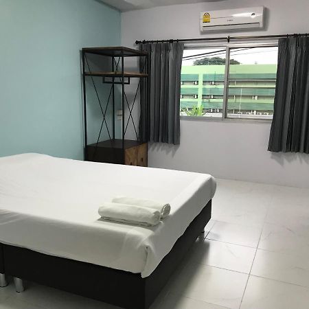 Nimman Expat Home Chiang Mai Ngoại thất bức ảnh